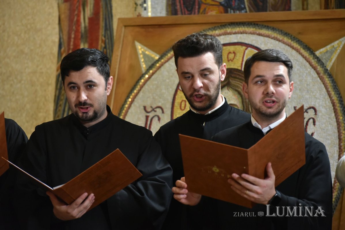 A treia seară succesivă de colinde pe Colina Bucuriei  281764