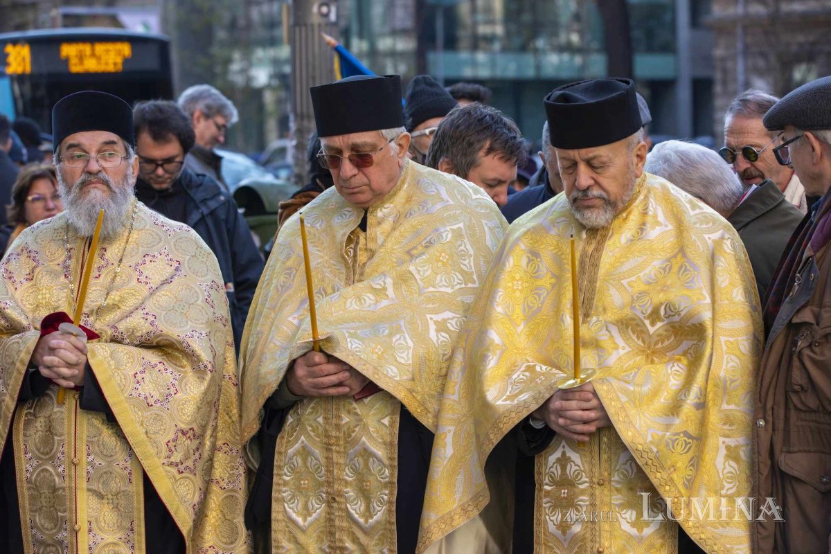 Monument comemorativ inaugurat la Sala Dalles din București 282011