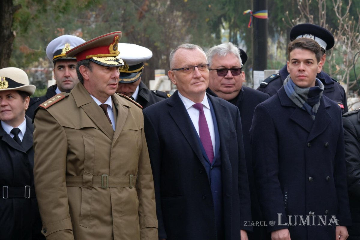 Popasuri de pomenire a eroilor Revoluției în Capitală 281900