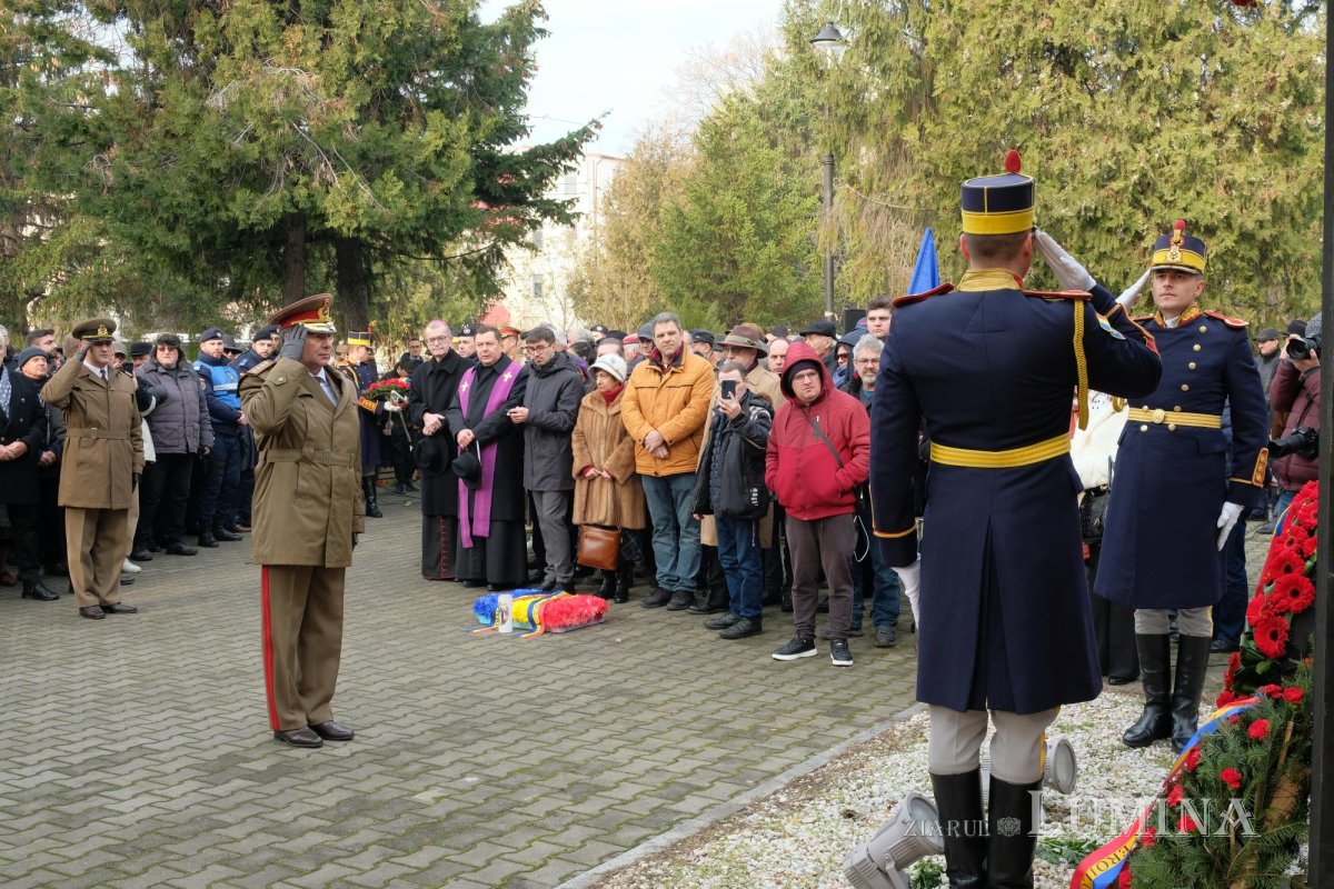 Popasuri de pomenire a eroilor Revoluției în Capitală 281917
