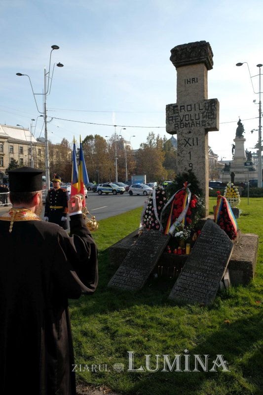 Popasuri de pomenire a eroilor Revoluției în Capitală 281925