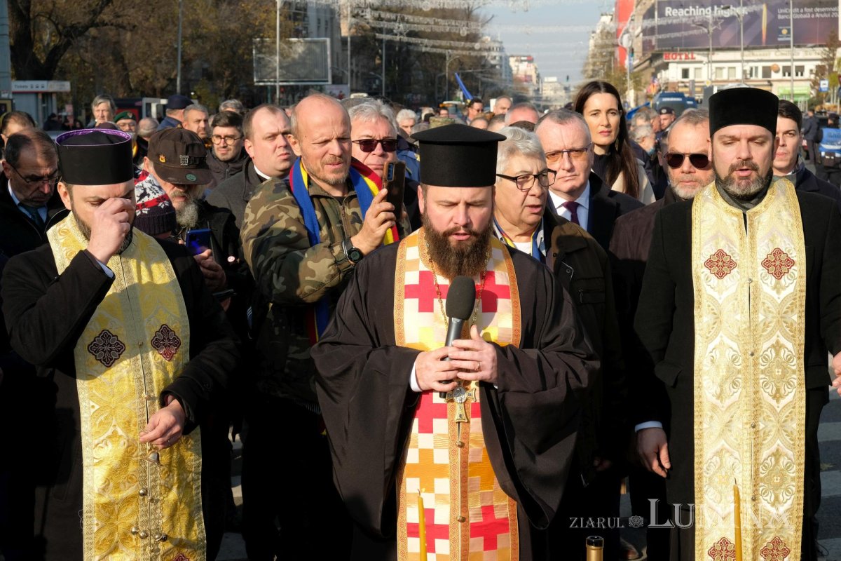 Popasuri de pomenire a eroilor Revoluției în Capitală 281927
