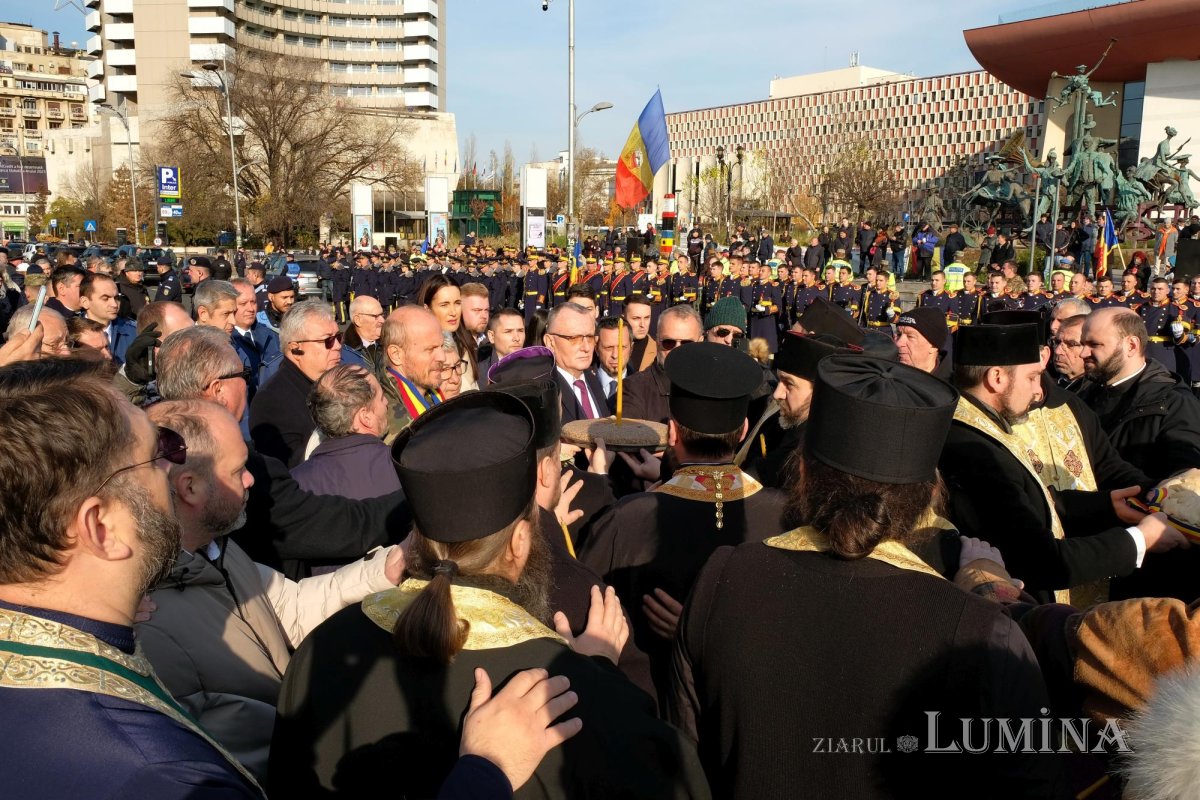 Popasuri de pomenire a eroilor Revoluției în Capitală 281944