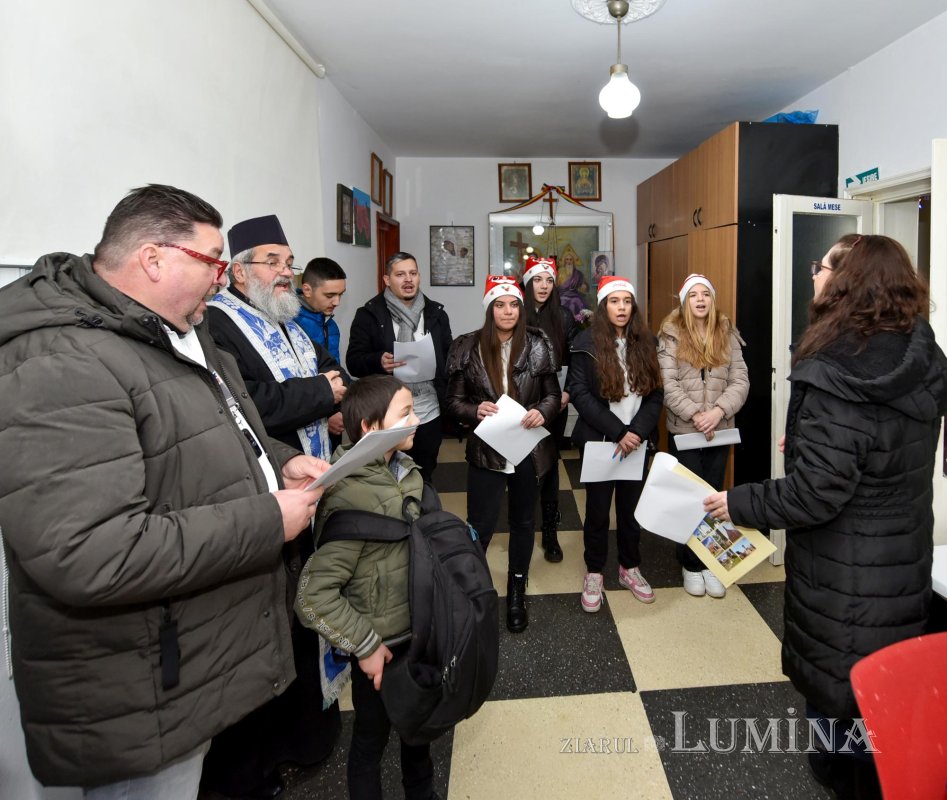 Daruri pentru bătrânii asistați la Mănăstirea Pasărea 282173