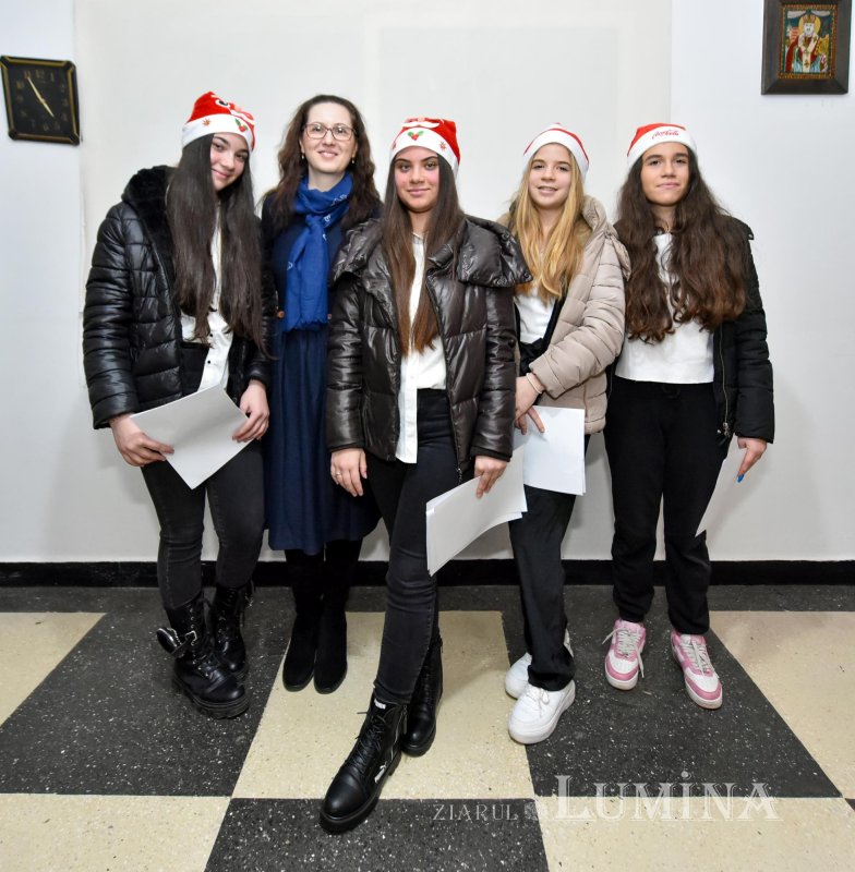 Daruri pentru bătrânii asistați la Mănăstirea Pasărea 282178