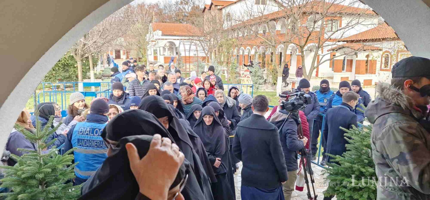Întâmpinarea Darurilor Magilor la Mănăstirea Pantocrator din județul Teleorman 282217