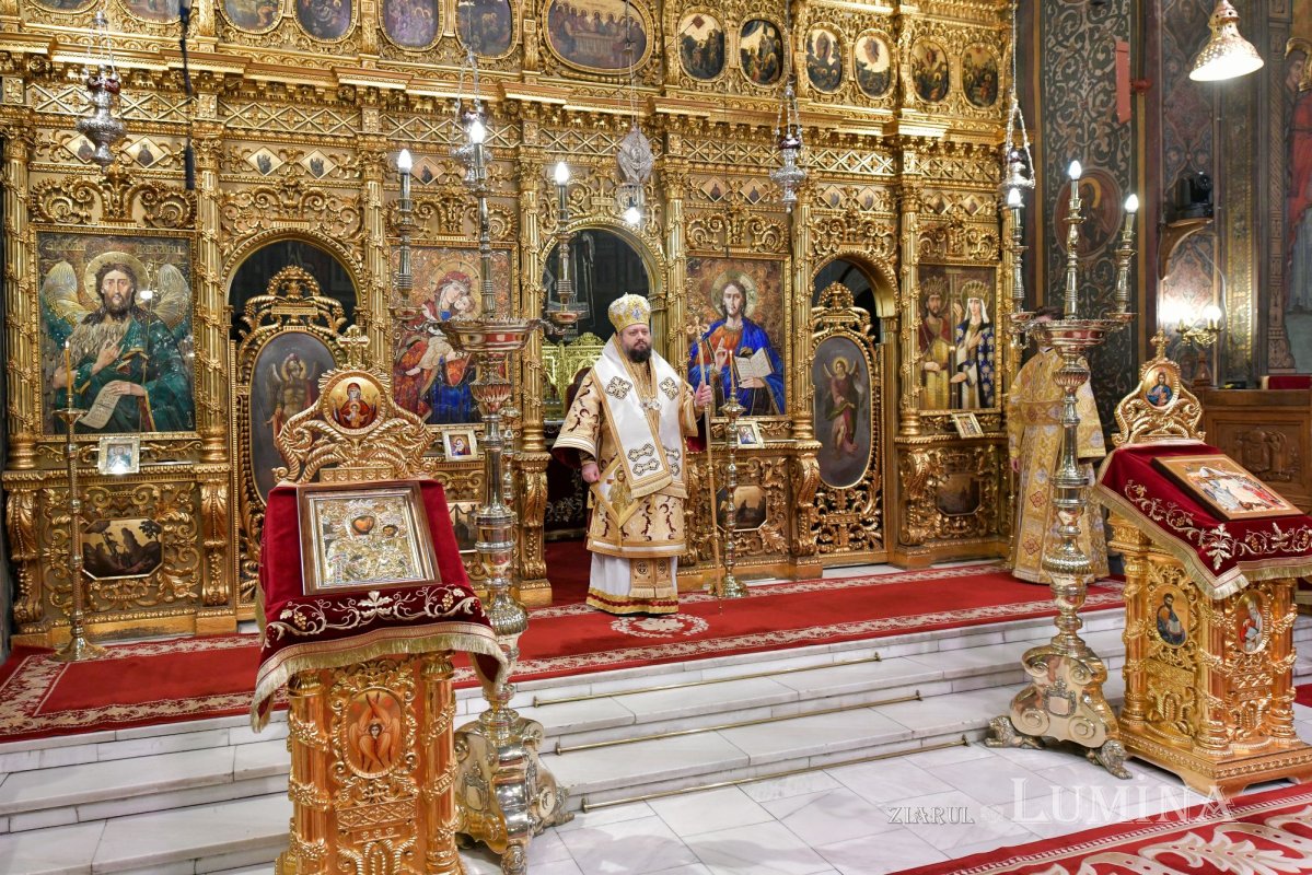 Duminica Sfinților Părinți după trup ai Domnului la Catedrala Patriarhală  282239