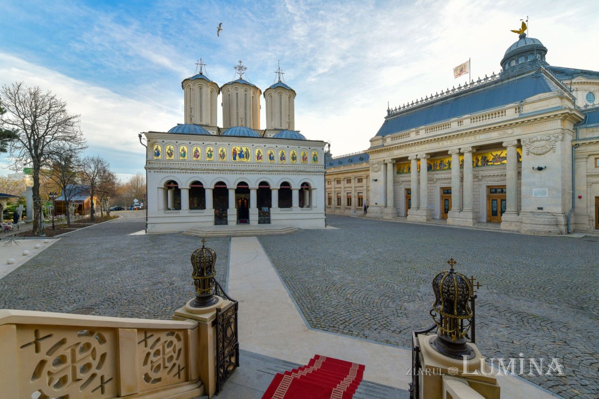 Praznic luminos la Catedrala Patriarhală din București 282357