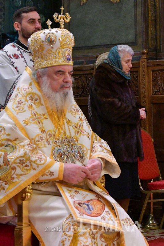 Praznic luminos la Catedrala Patriarhală din București 282376