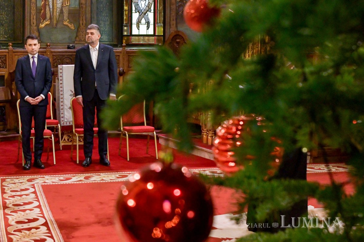 Praznic luminos la Catedrala Patriarhală din București 282411