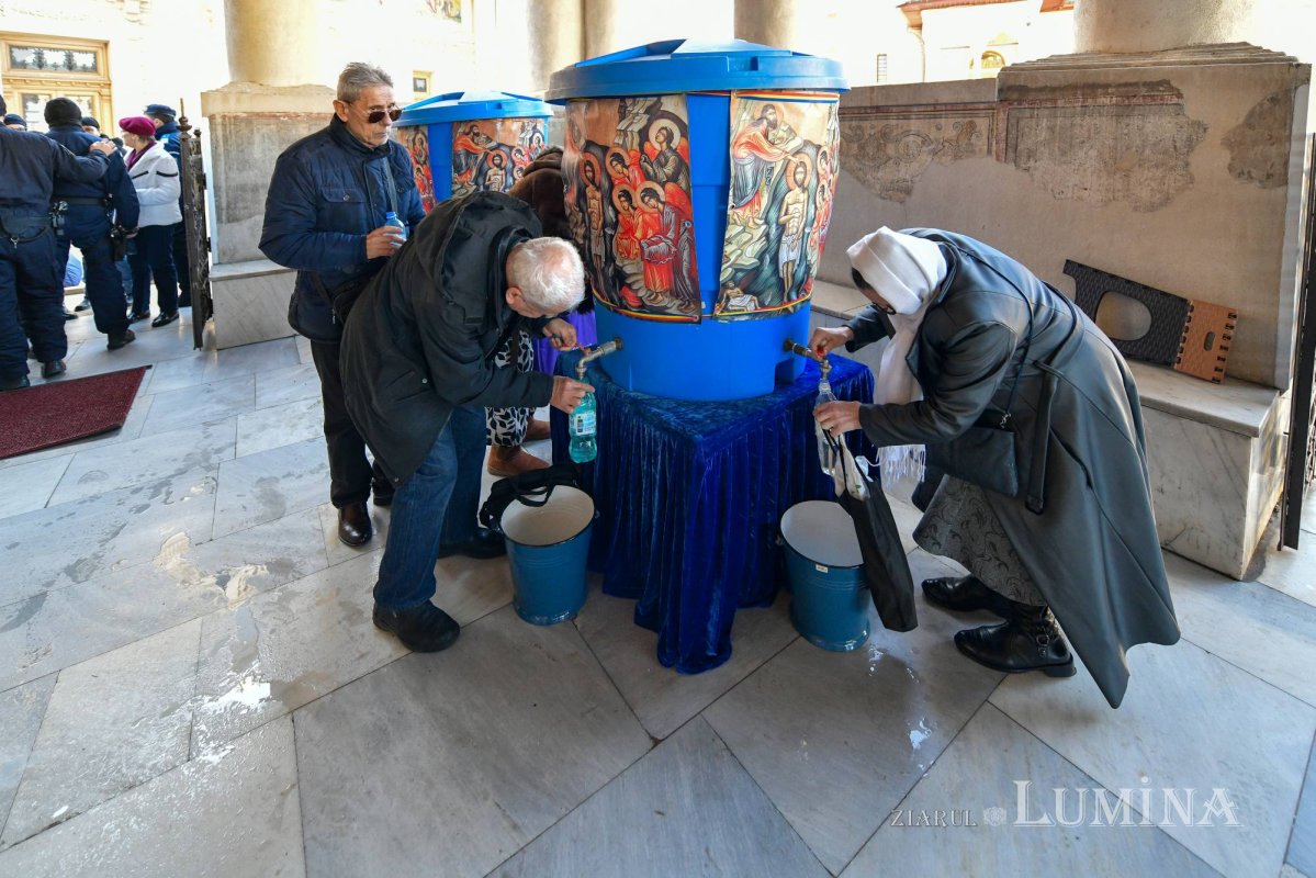 Ajunul Bobotezei la Reședința Patriarhală din București 283140