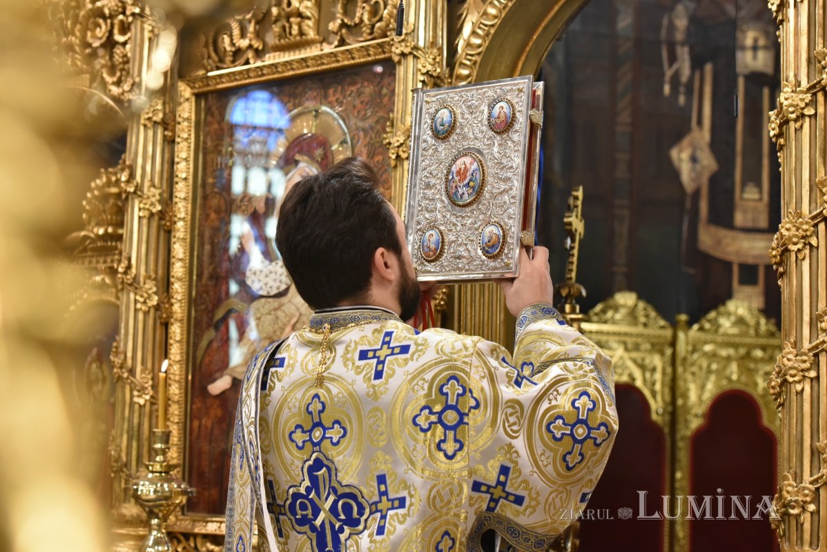 Sărbătoarea Botezului Domnului la Catedrala Patriarhală din București 283181