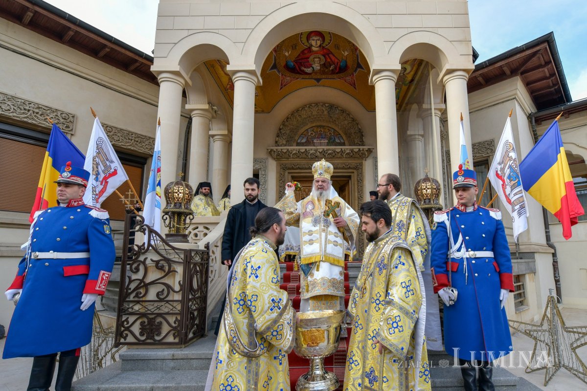 Sărbătoarea Botezului Domnului la Catedrala Patriarhală din București 283227