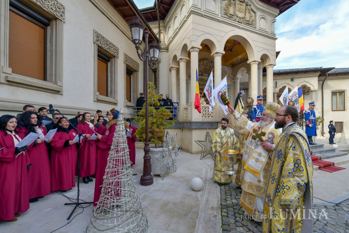 Sărbătoarea Botezului Domnului la Catedrala Patriarhală din București 283228
