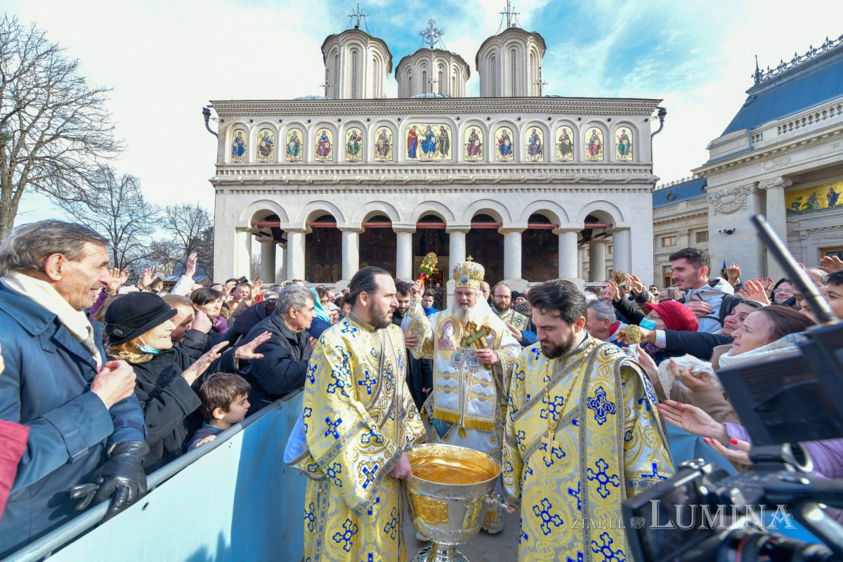 Sărbătoarea Botezului Domnului la Catedrala Patriarhală din București 283234