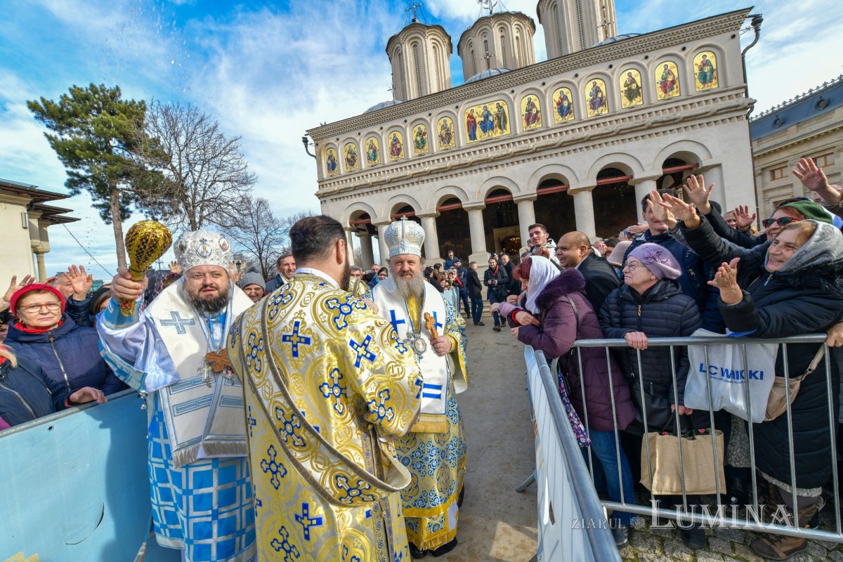 Sărbătoarea Botezului Domnului la Catedrala Patriarhală din București 283239