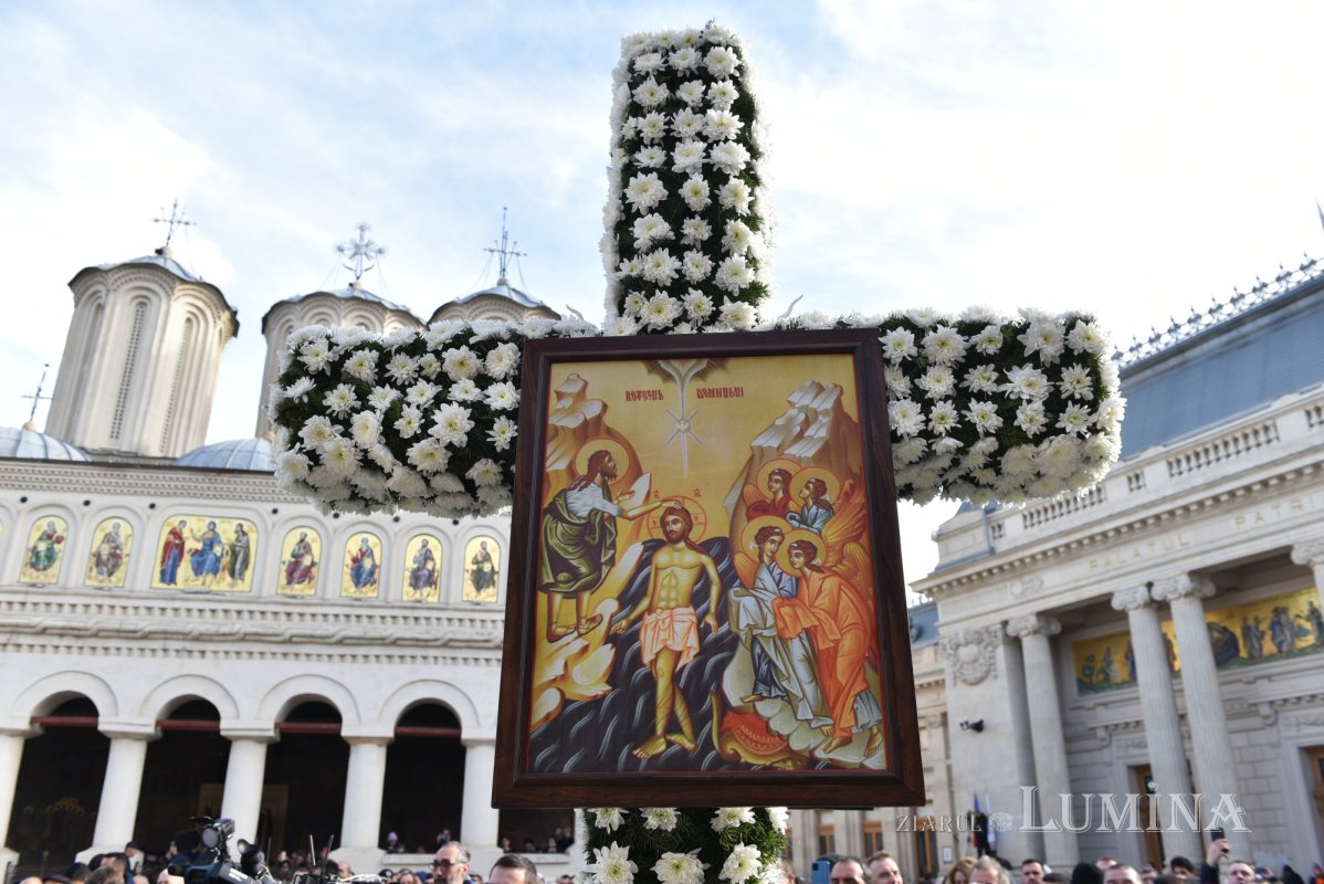 Sărbătoarea Botezului Domnului la Catedrala Patriarhală din București 283245