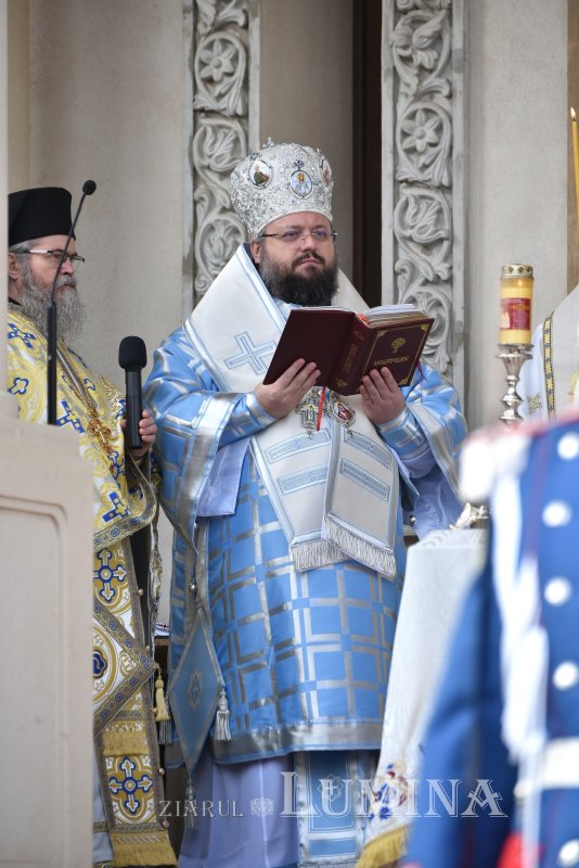 Sărbătoarea Botezului Domnului la Catedrala Patriarhală din București 283248