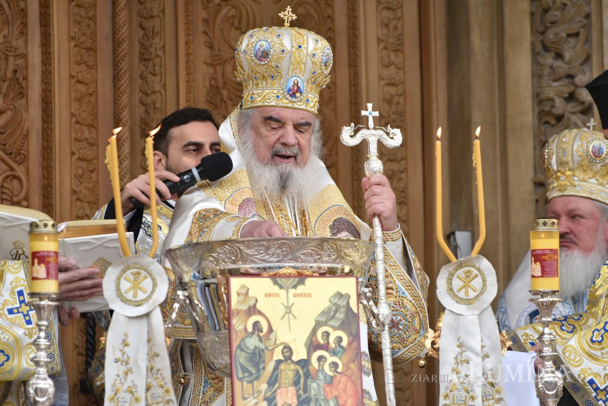 Sărbătoarea Botezului Domnului la Catedrala Patriarhală din București 283259