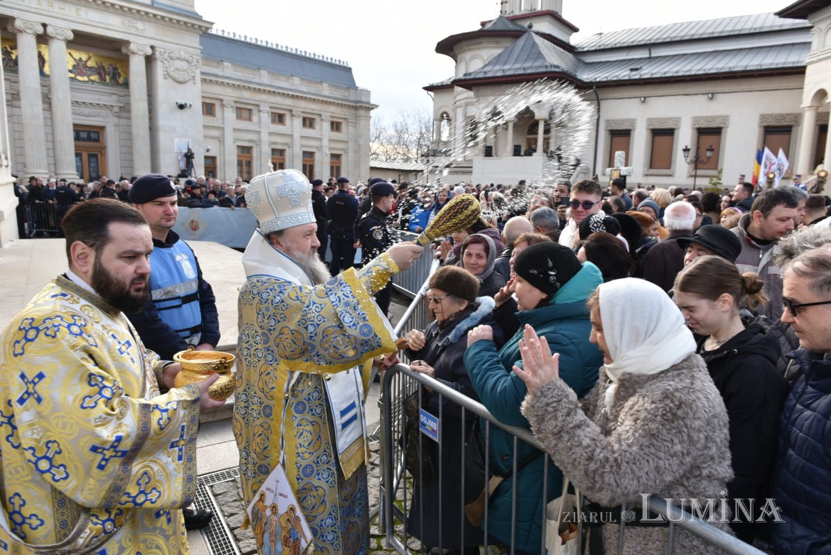 Sărbătoarea Botezului Domnului la Catedrala Patriarhală din București 283262