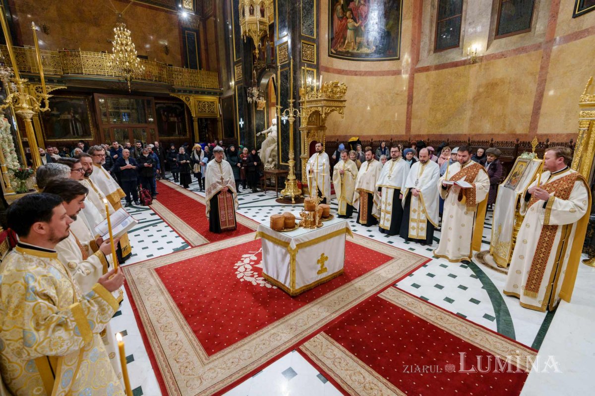 Debutul sărbătorii Sfântului Grigorie de Nyssa în centrul Capitalei 283629