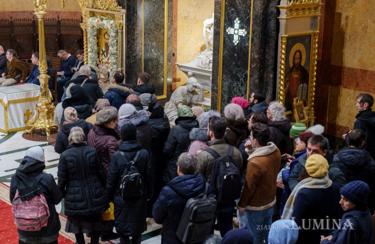 Debutul sărbătorii Sfântului Grigorie de Nyssa în centrul Capitalei 283645