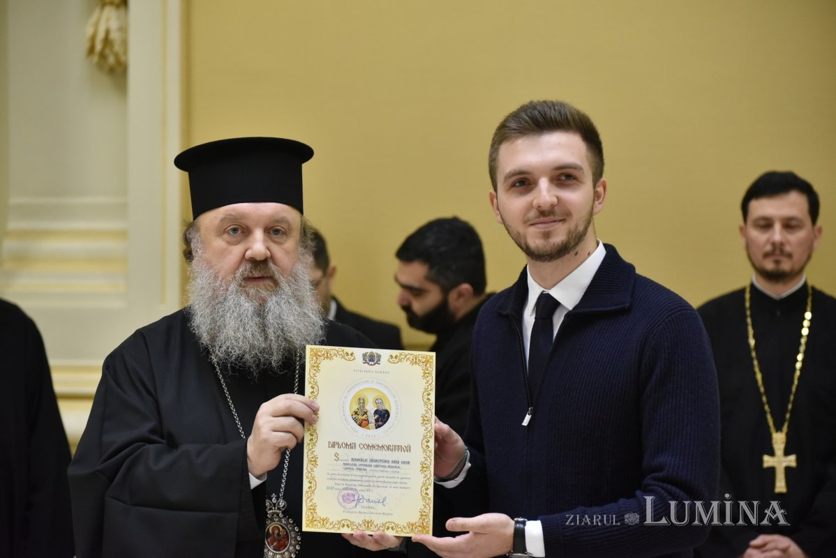 Distincții pentru psalții și cântăreții bisericești din Arhiepiscopia Bucureștilor 283545