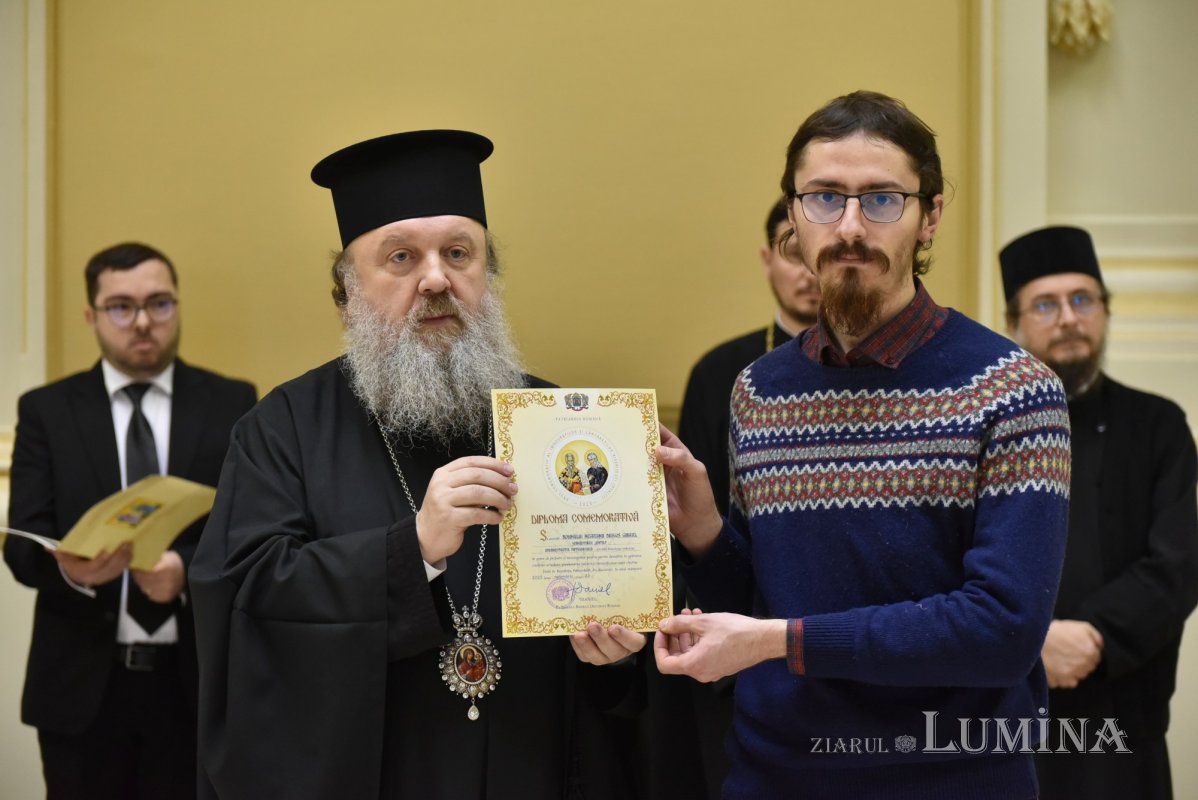 Distincții pentru psalții și cântăreții bisericești din Arhiepiscopia Bucureștilor 283559