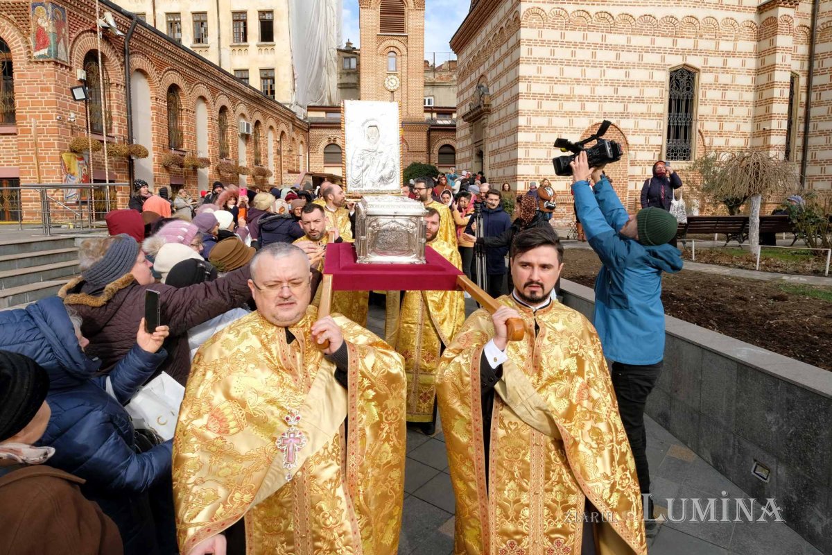 Procesiune tradițională la Biserica Domnească din Capitală 284097