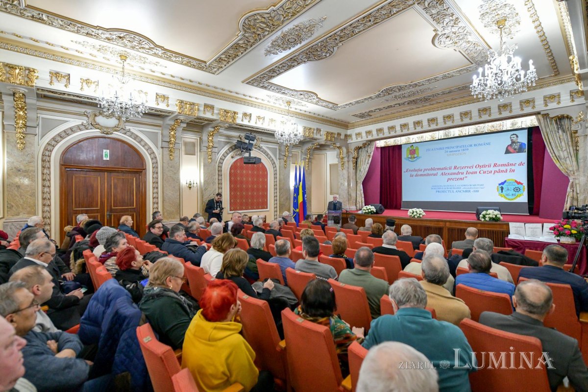Simpozion istoric la Cercul Militar Național 284587