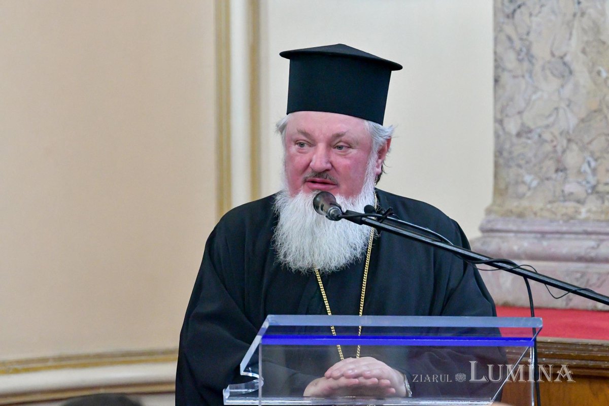 Simpozion istoric la Cercul Militar Național 284591