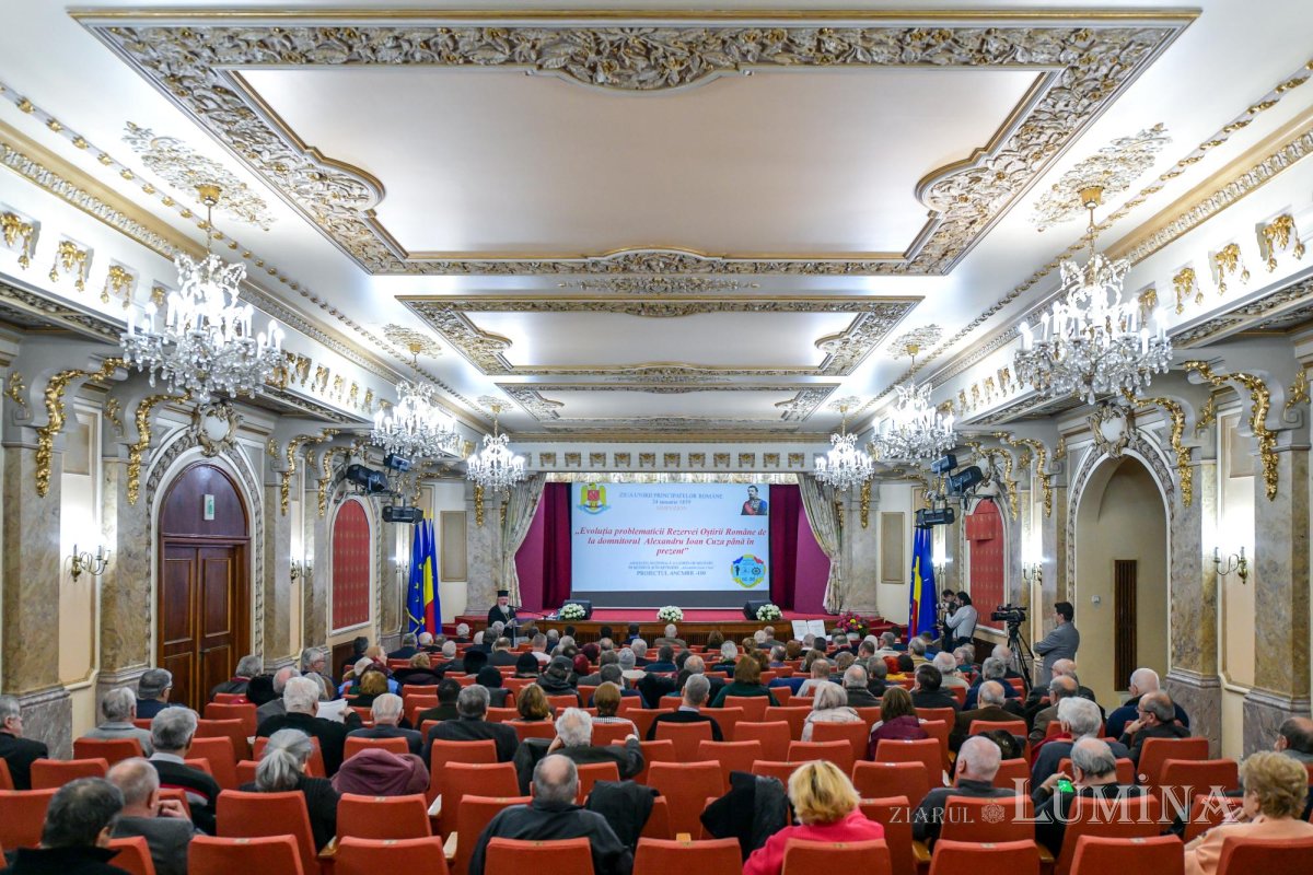 Simpozion istoric la Cercul Militar Național 284594