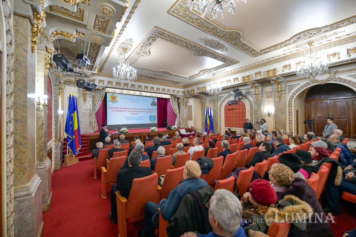 Simpozion istoric la Cercul Militar Național 284597