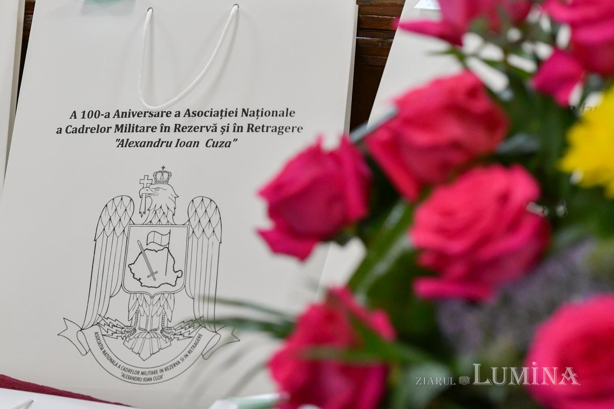 Simpozion istoric la Cercul Militar Național 284602