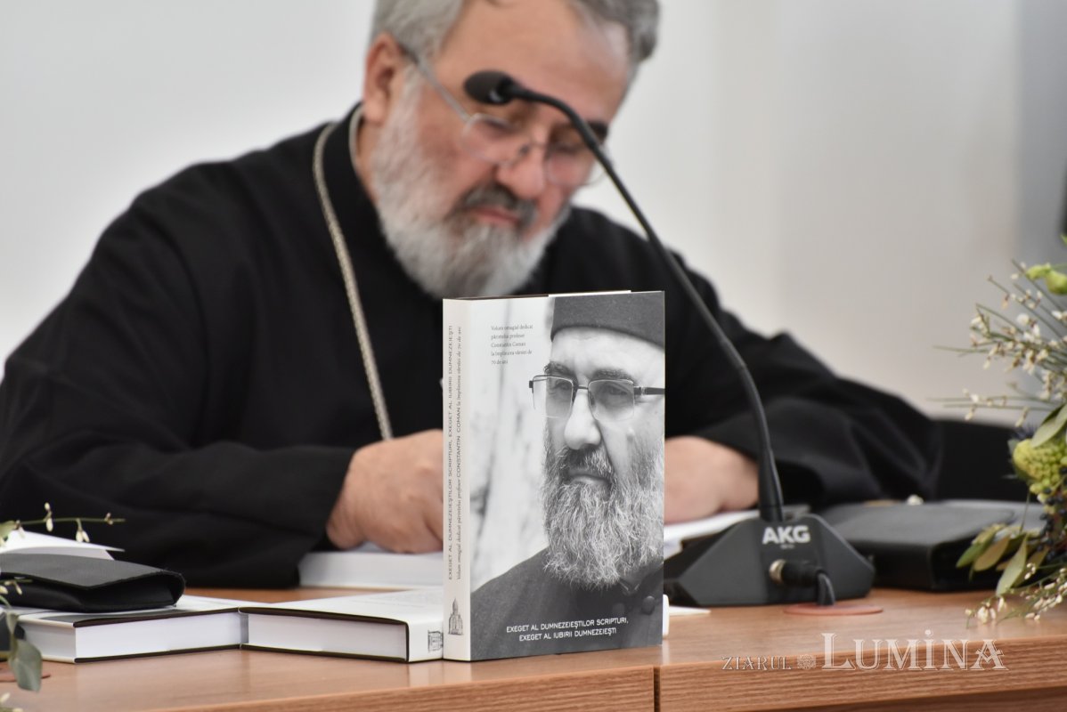 Omagiu adus la ceas aniversar părintelui profesor Constantin Coman 284819