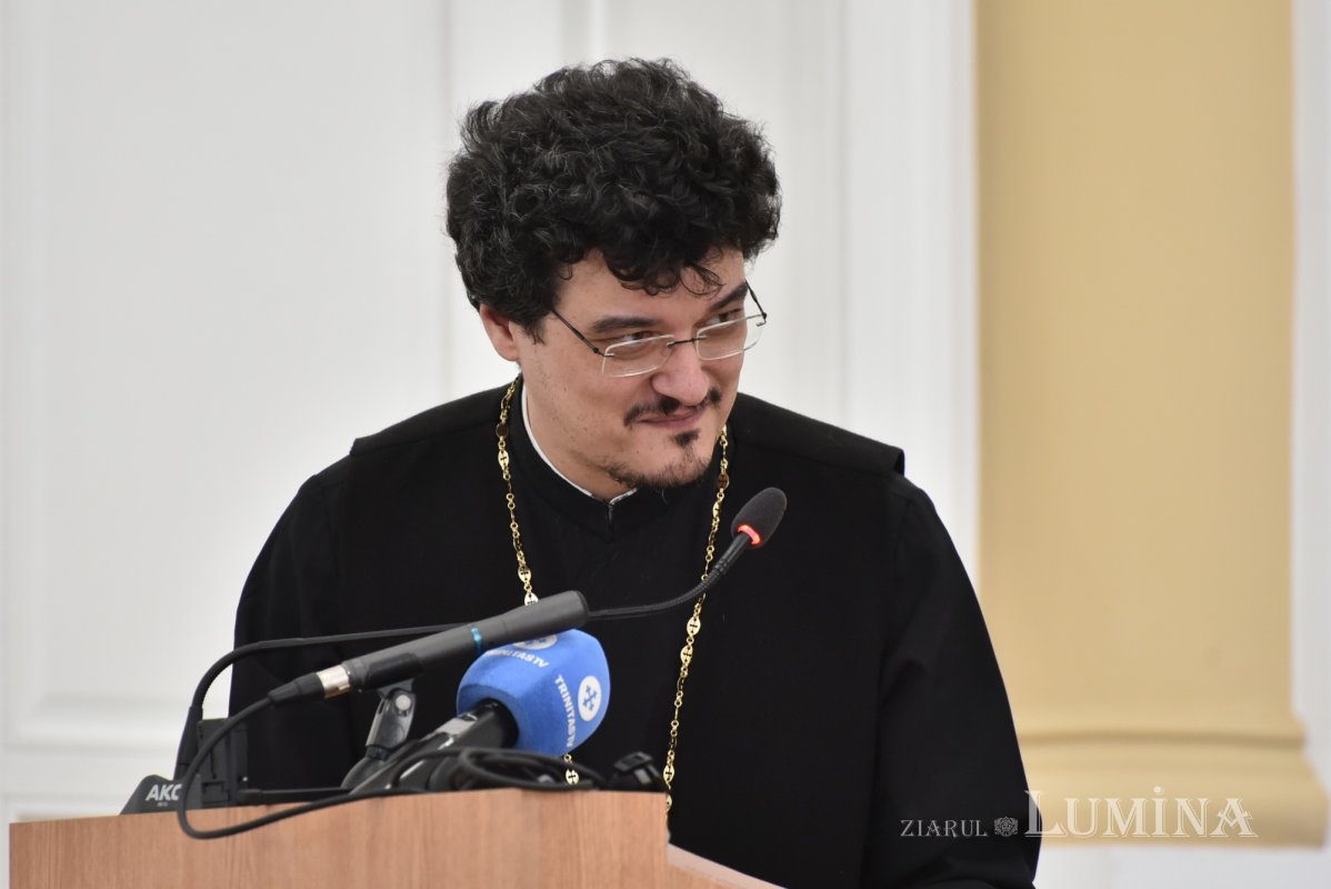 Omagiu adus la ceas aniversar părintelui profesor Constantin Coman 284830