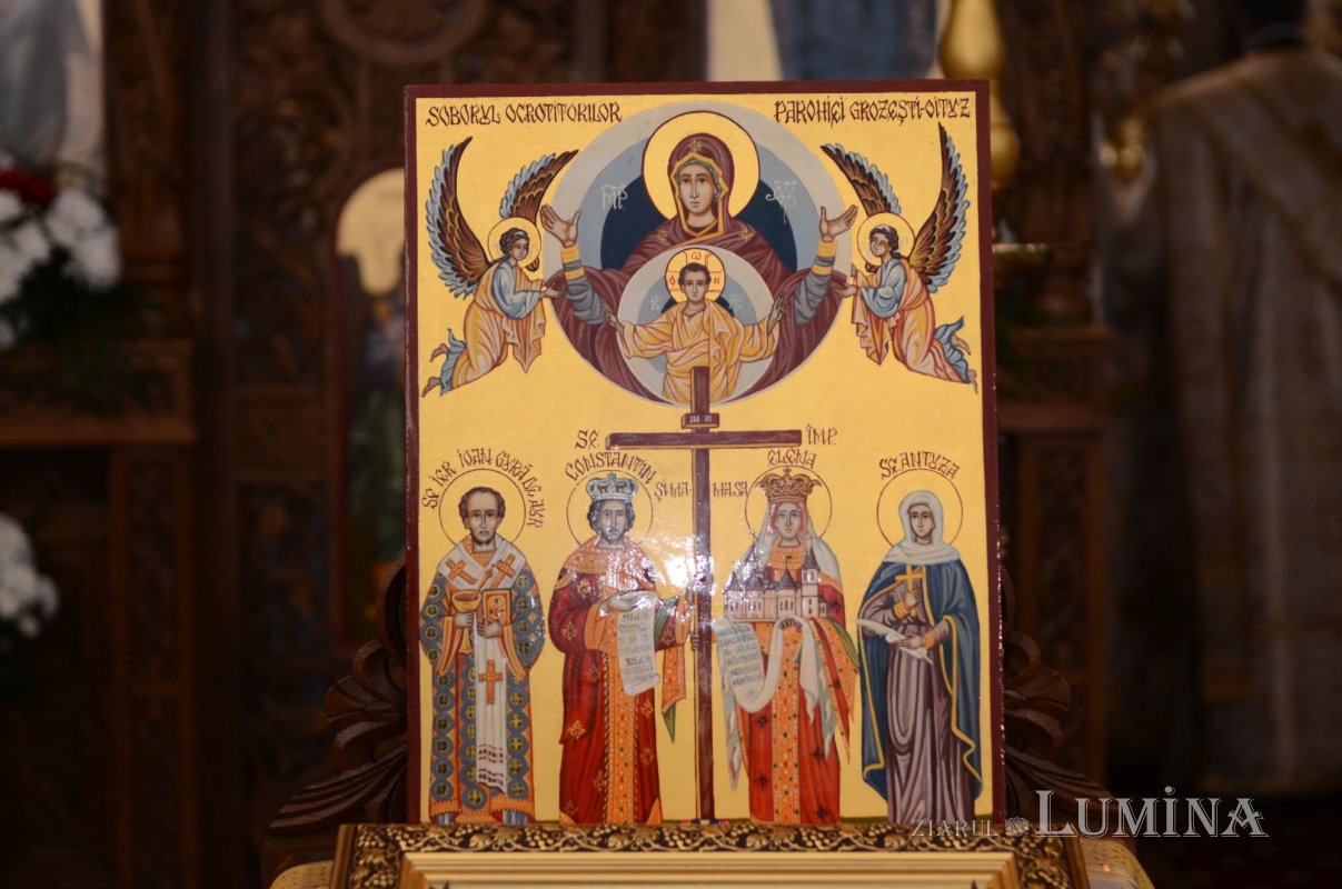 Întreită sărbătoare pentru parohia băcăuană Grozești, Oituz 285077