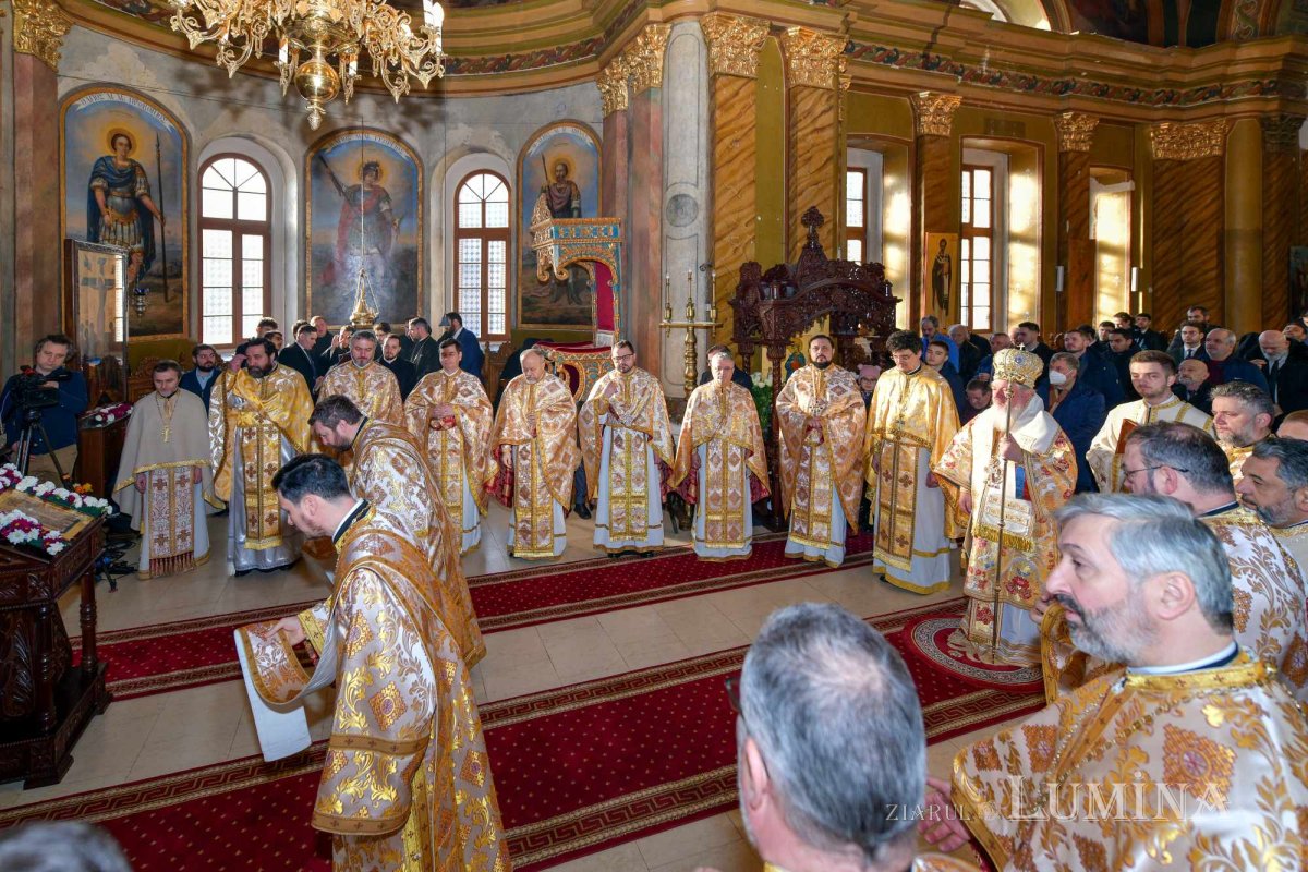 Ocrotitorii învățământului teologic cinstiți la București 285179