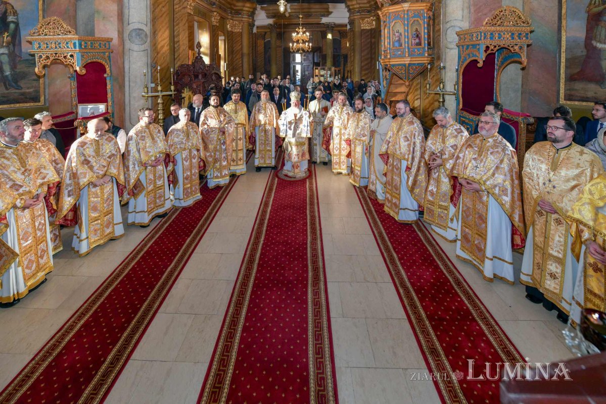 Ocrotitorii învățământului teologic cinstiți la București 285180