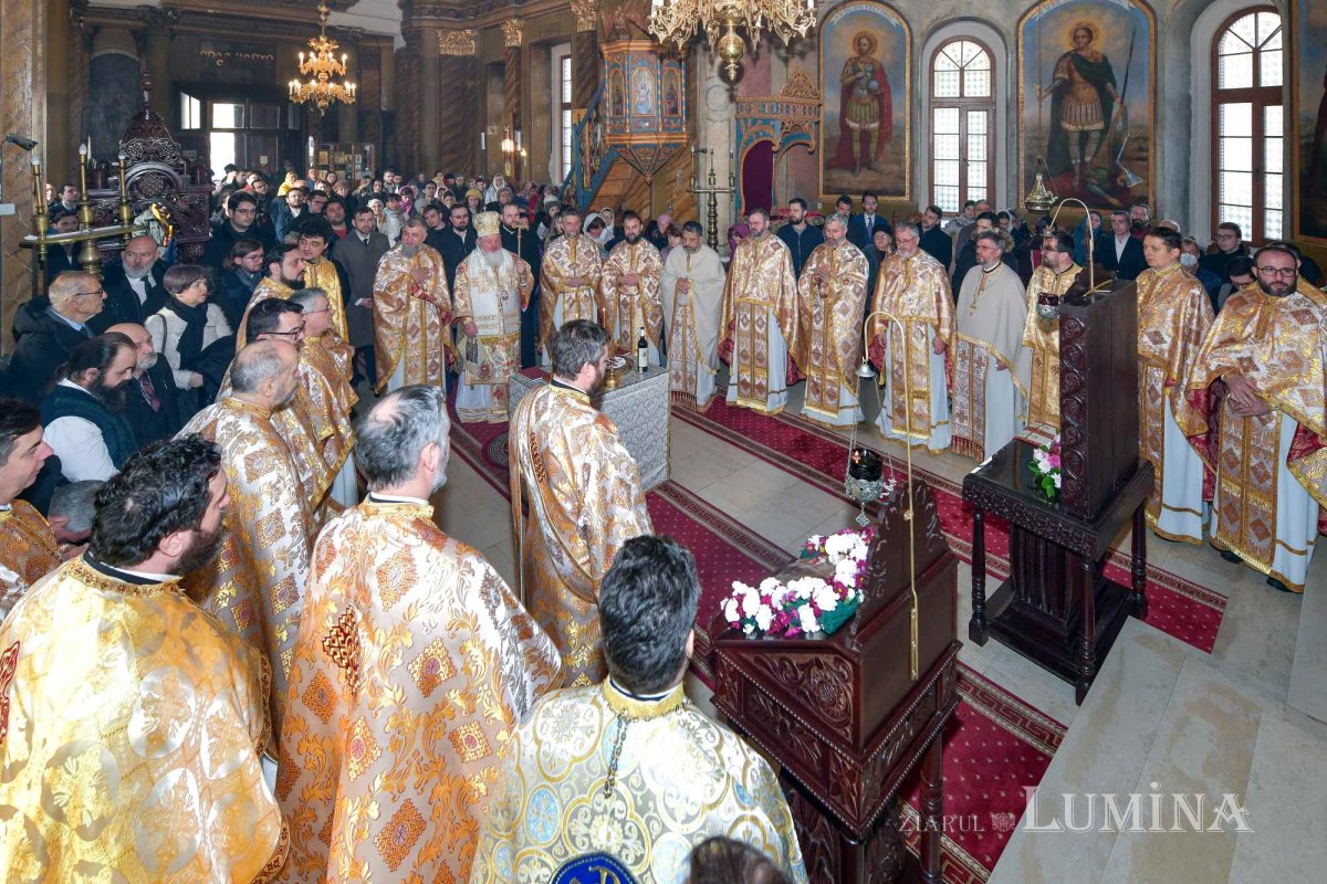 Ocrotitorii învățământului teologic cinstiți la București 285200