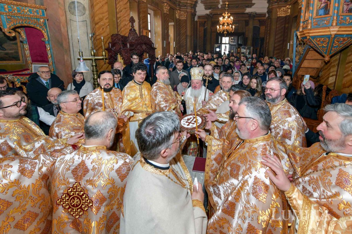 Ocrotitorii învățământului teologic cinstiți la București 285201