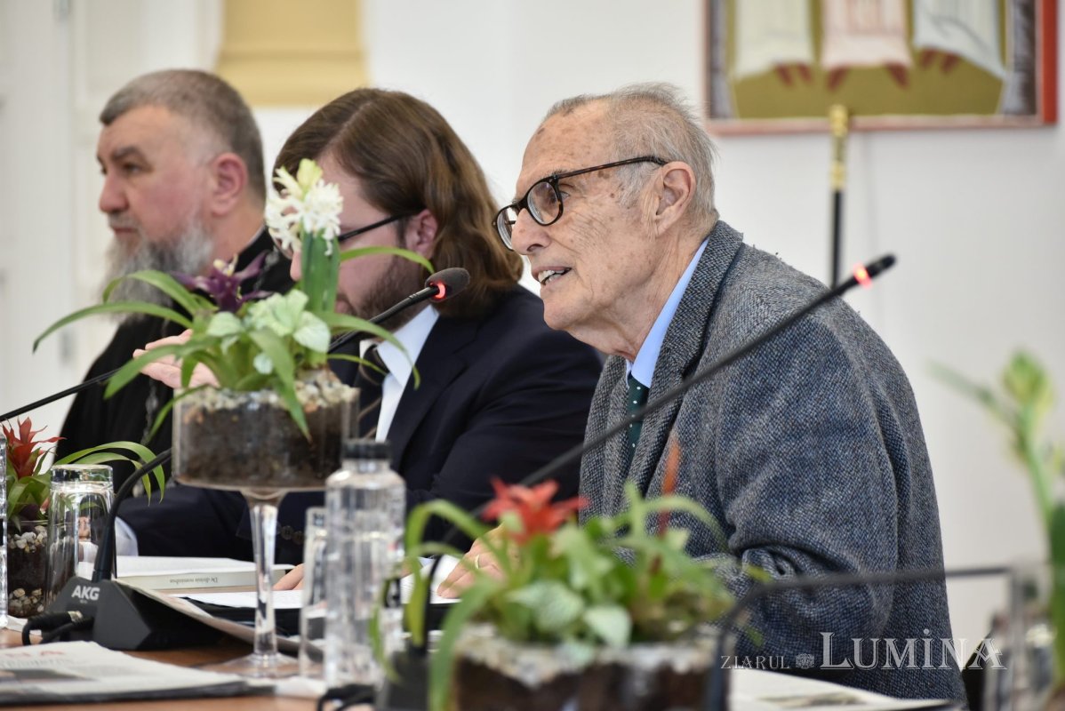 Ocrotitorii învățământului teologic cinstiți la București 285212