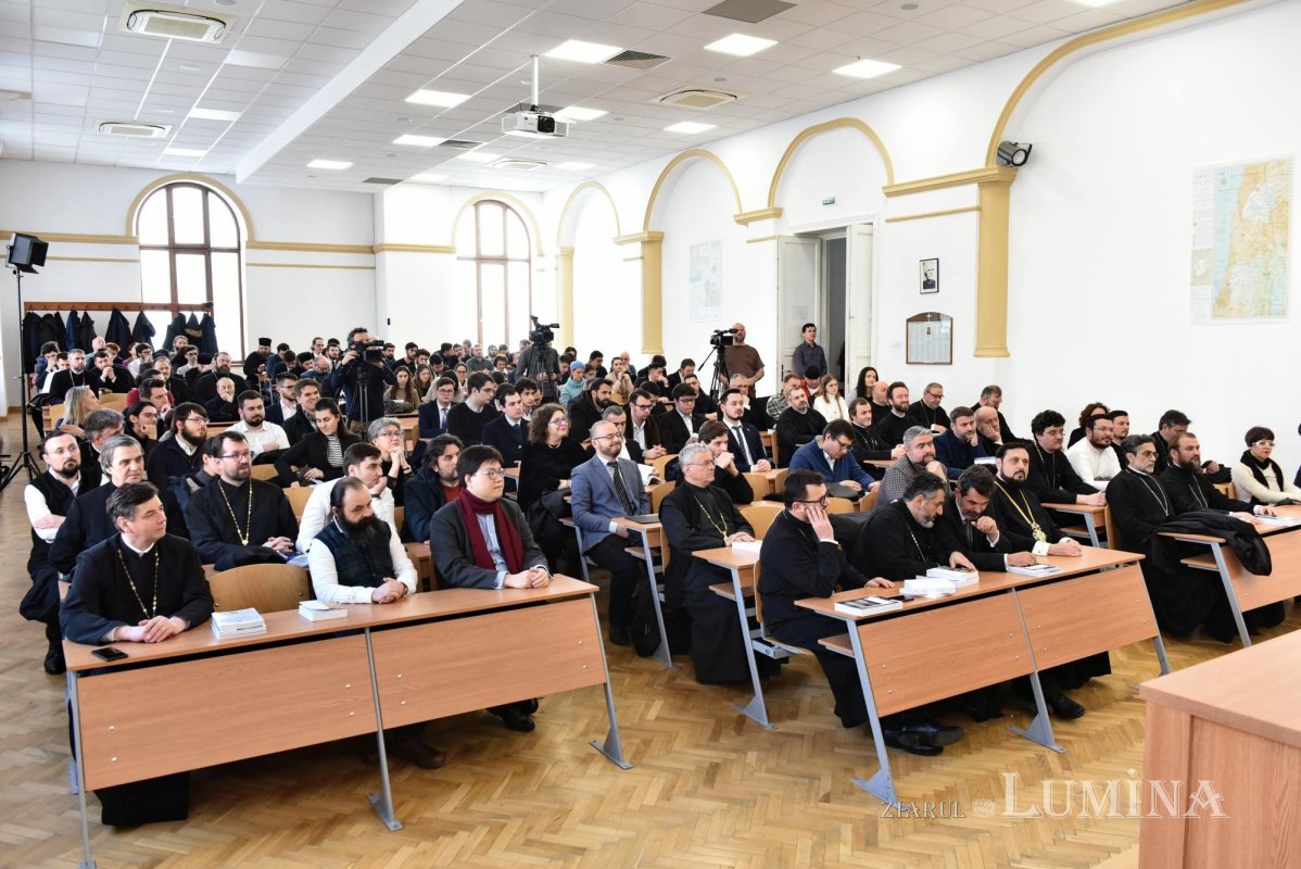 Ocrotitorii învățământului teologic cinstiți la București 285215