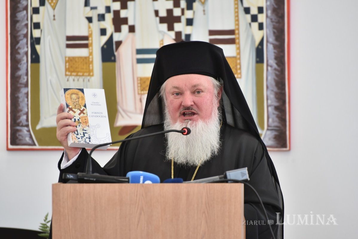 Ocrotitorii învățământului teologic cinstiți la București 285217