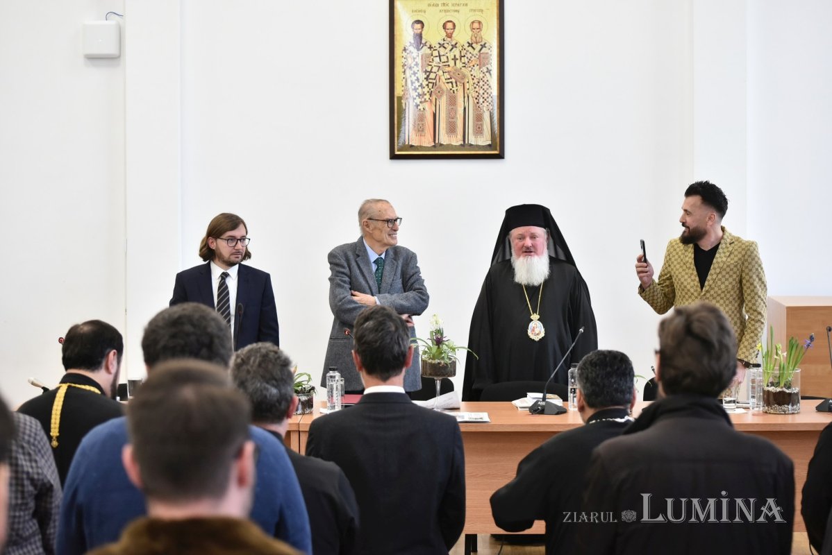 Ocrotitorii învățământului teologic cinstiți la București 285224