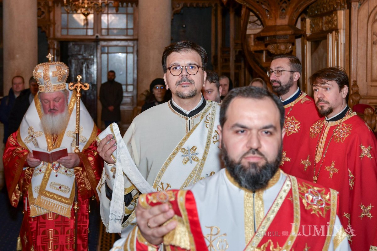 Taina preoției pentru un ostenitor la Biroul de presă al Patriarhiei Române 285386