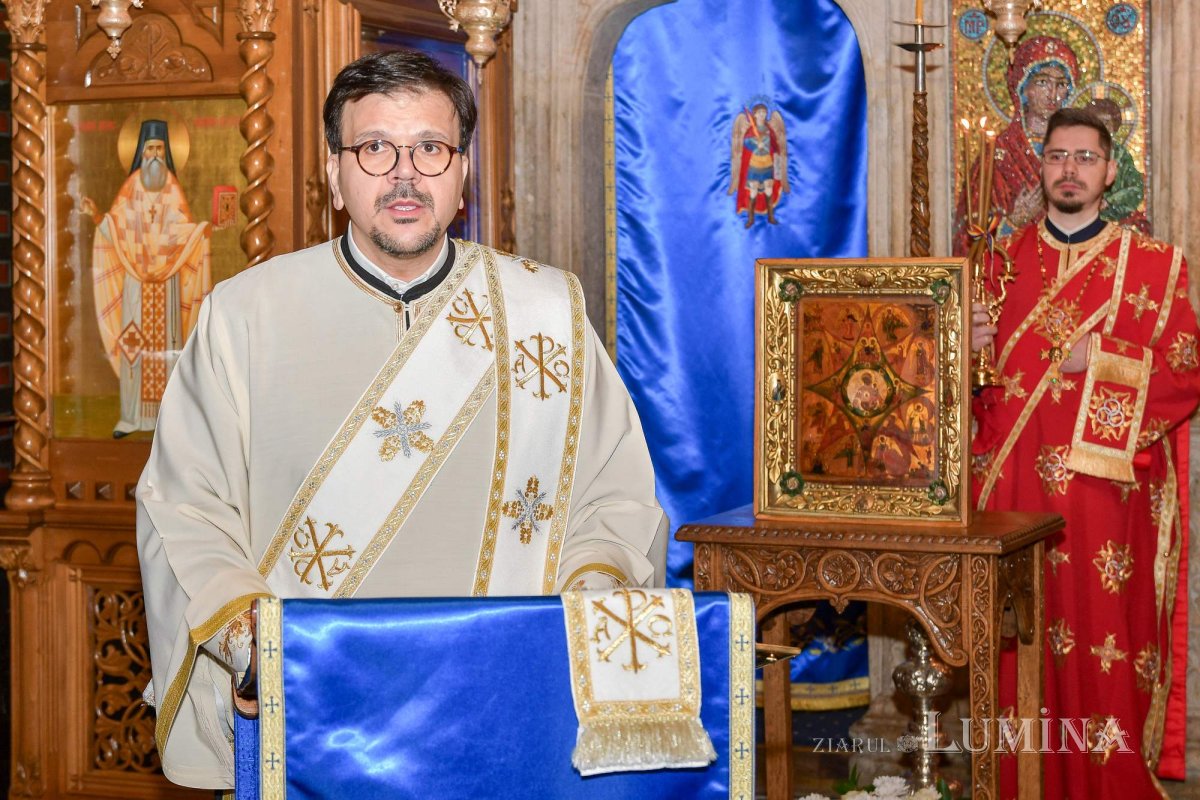 Taina preoției pentru un ostenitor la Biroul de presă al Patriarhiei Române 285391