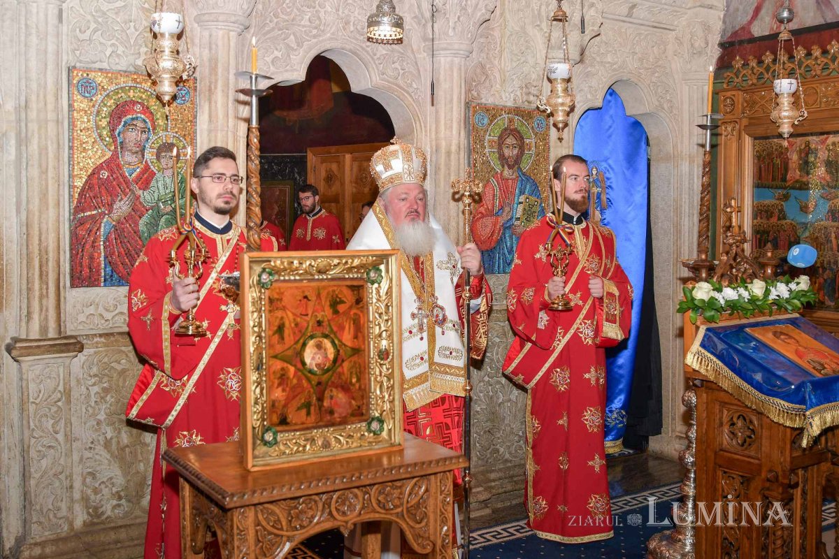 Taina preoției pentru un ostenitor la Biroul de presă al Patriarhiei Române 285393