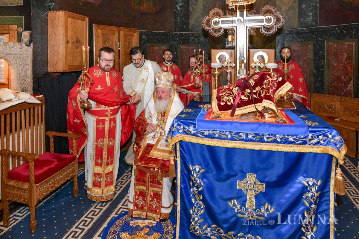 Taina preoției pentru un ostenitor la Biroul de presă al Patriarhiei Române 285401