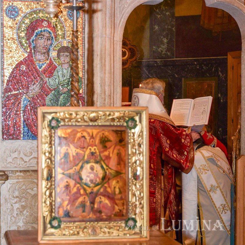 Taina preoției pentru un ostenitor la Biroul de presă al Patriarhiei Române 285405